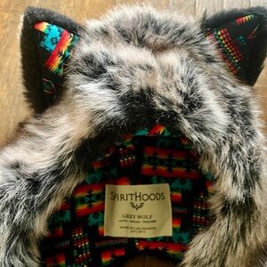 SpiritHoods Gray Wolf Faux Fur Hood with Tribal Lining. One size 2011-2012